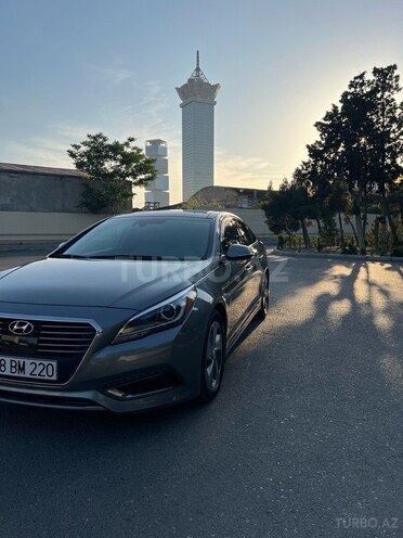 Hyundai Sonata-3