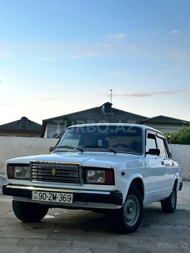 LADA (VAZ) 2107-17