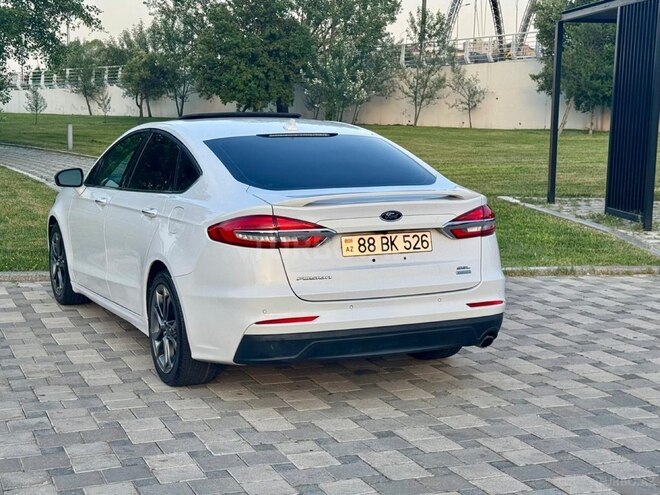 Ford Fusion (North America)-16