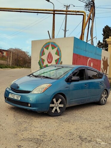 Toyota Prius-1