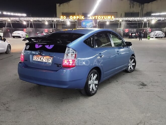 Toyota Prius-3
