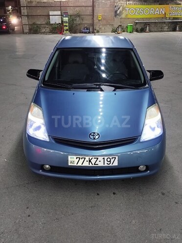 Toyota Prius-4