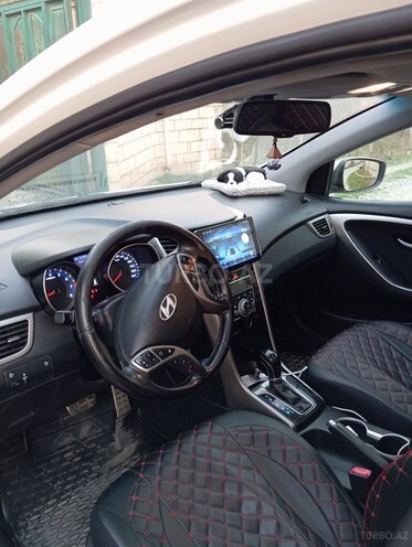 Hyundai i30-9