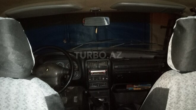 GAZ 3110 "Volga"-6