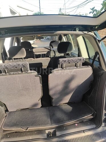 Opel Zafira-6