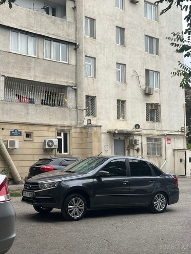 LADA (VAZ) Granta-9