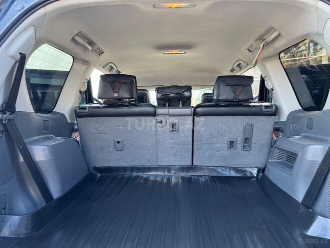 Toyota Land Cruiser Prado-11