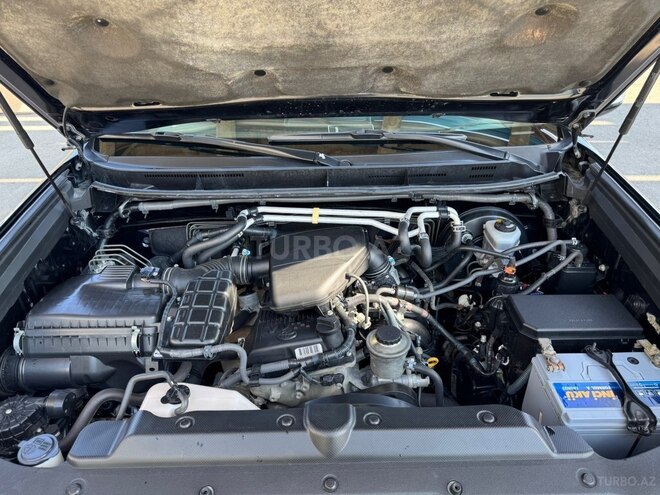 Toyota Land Cruiser Prado-17