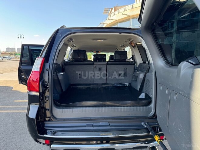 Toyota Land Cruiser Prado-10