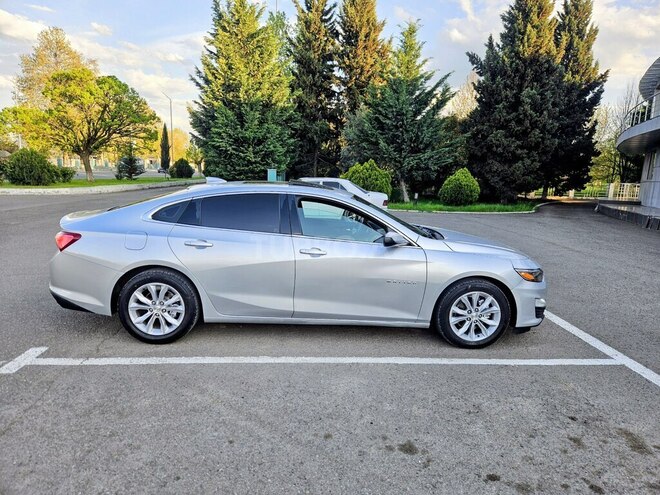 Chevrolet Malibu-10