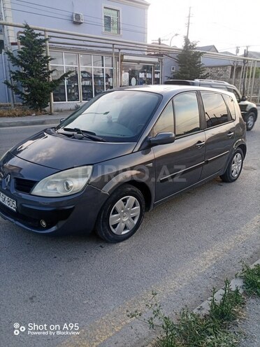 Renault Megane Scenic-10
