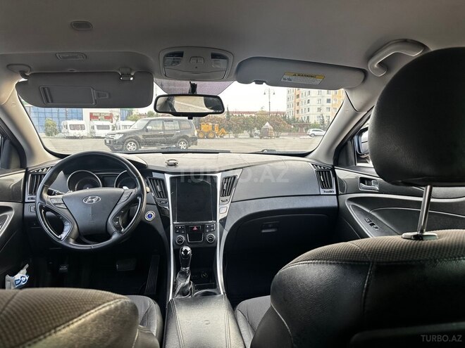 Hyundai Sonata-9