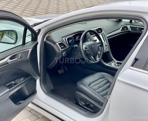 Ford Fusion (North America)-21