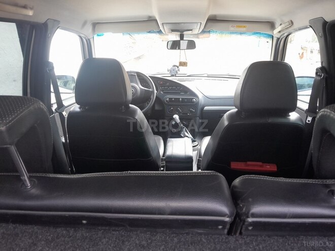 Chevrolet Niva-3