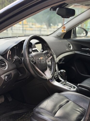 Chevrolet Cruze-9