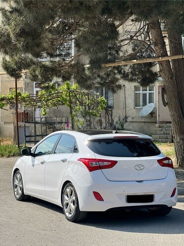 Hyundai i30-5