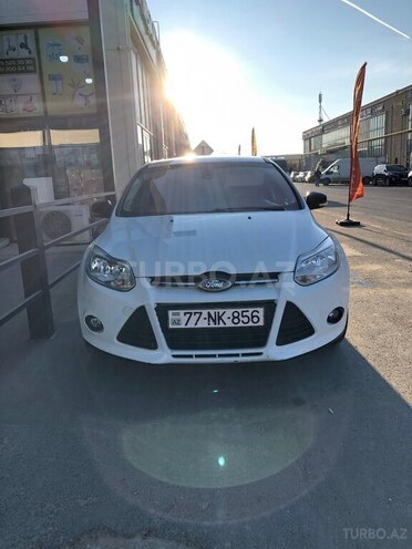 Ford Focus-8