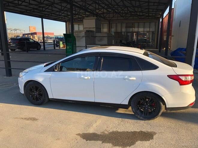 Ford Focus-6