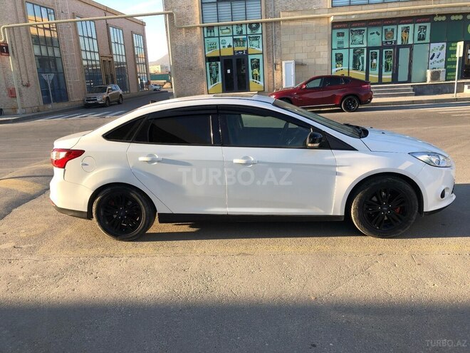 Ford Focus-5