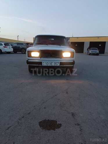 LADA (VAZ) 2107-1