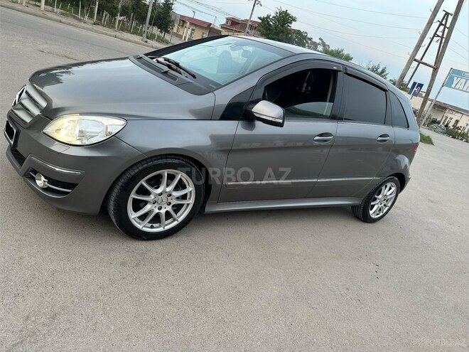 Mercedes B 170-6