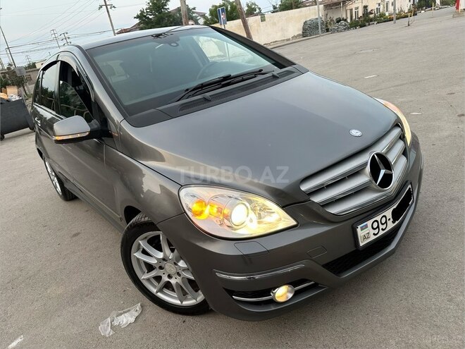 Mercedes B 170-4