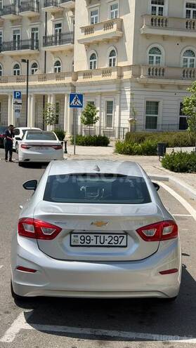 Chevrolet Cruze-8