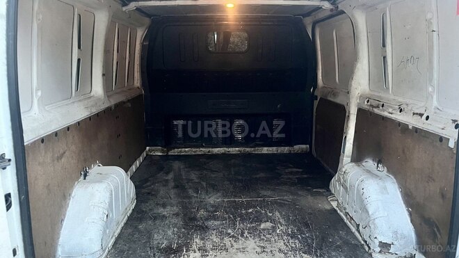 Ford Transit-7