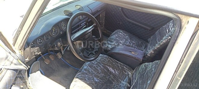 LADA (VAZ) 2106-5
