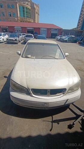 Nissan Maxima-1