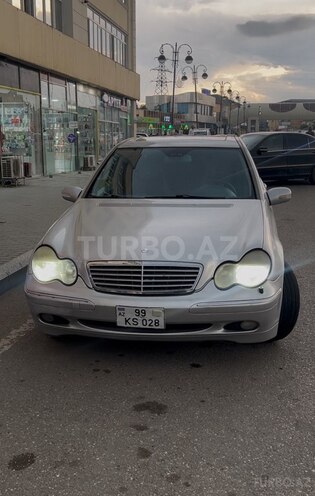 Mercedes C 240-1