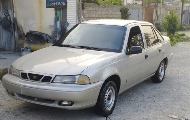 Daewoo Nexia-1