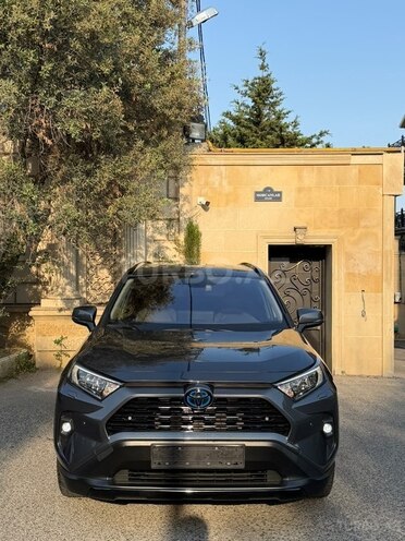 Toyota RAV4-1