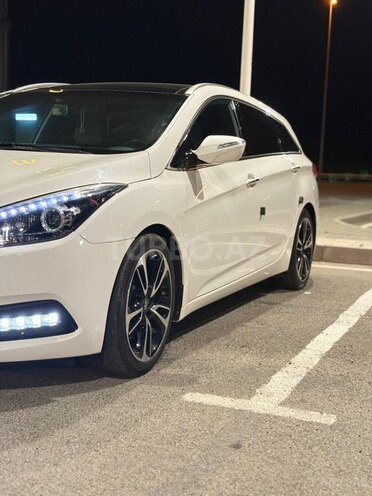 Hyundai i40-7