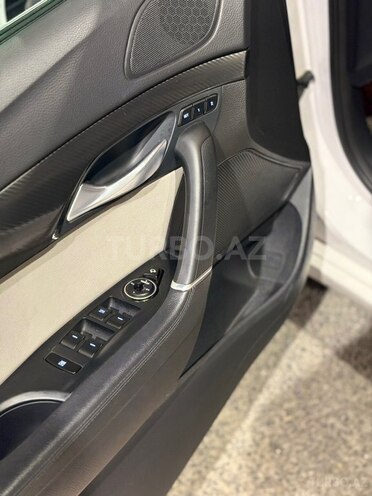 Hyundai i40-15