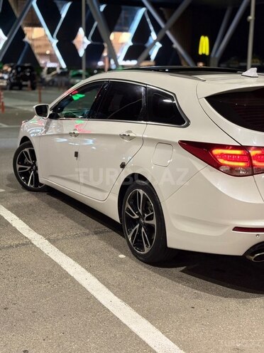 Hyundai i40-9