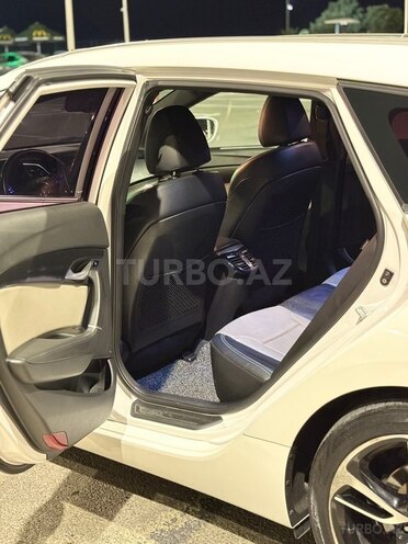Hyundai i40-18