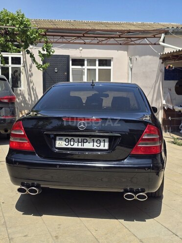 Mercedes E 270-5