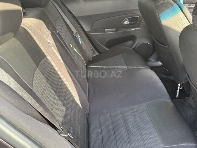 Chevrolet Cruze-4