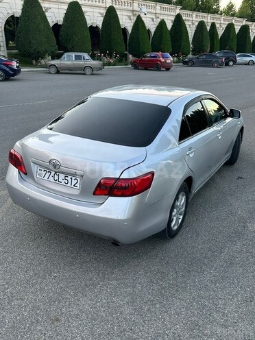 Toyota Camry-5