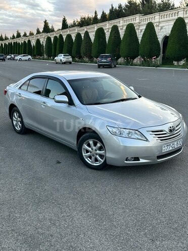 Toyota Camry-3