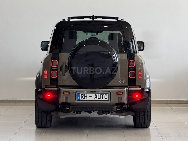 Land Rover Defender-5