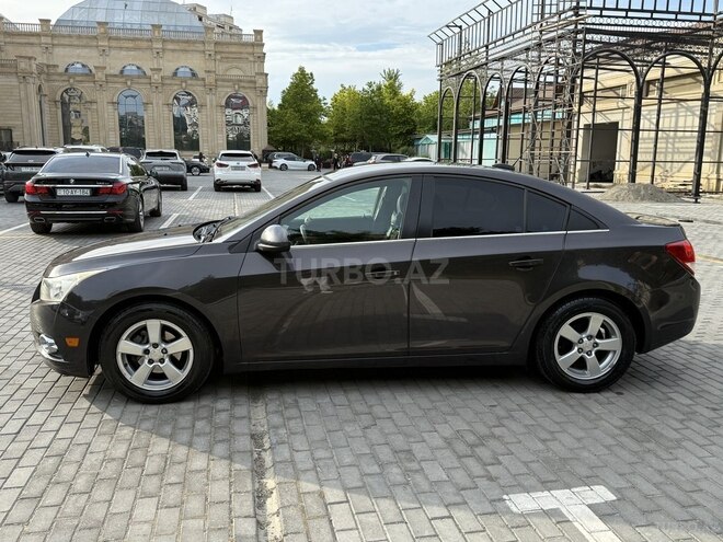 Chevrolet Cruze-6