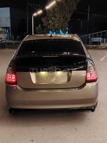 Toyota Prius-3
