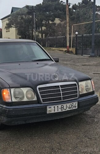 Mercedes E 280-6