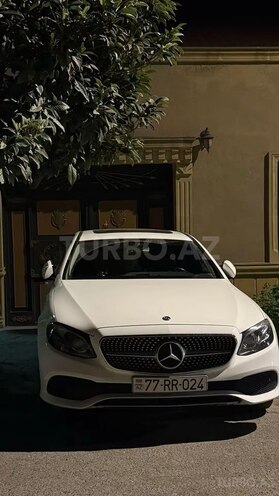 Mercedes E 220 d 4MATIC-1
