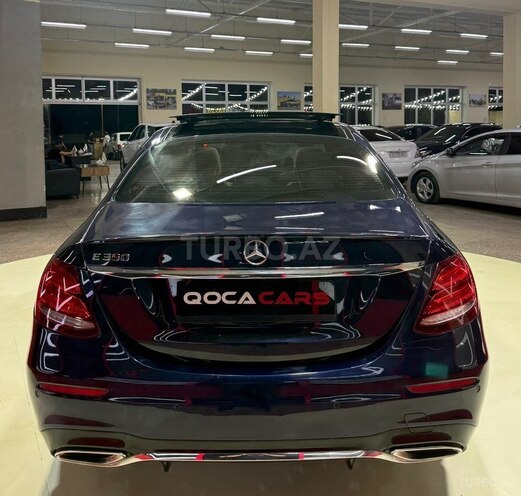 Mercedes E 350-13