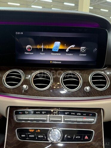Mercedes E 350-25