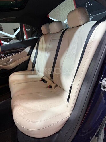 Mercedes E 350-22
