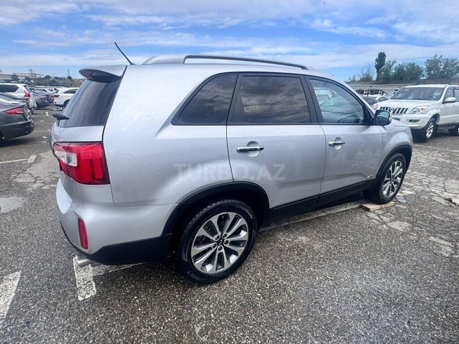 Kia Sorento-5